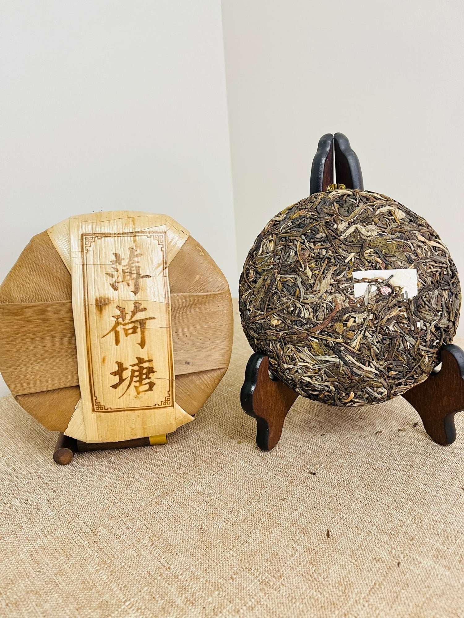 Bohetang Raw Pu erh Cakes Tea (2022 Harvest) – 薄荷塘普洱生茶 - Chin-tea Studio