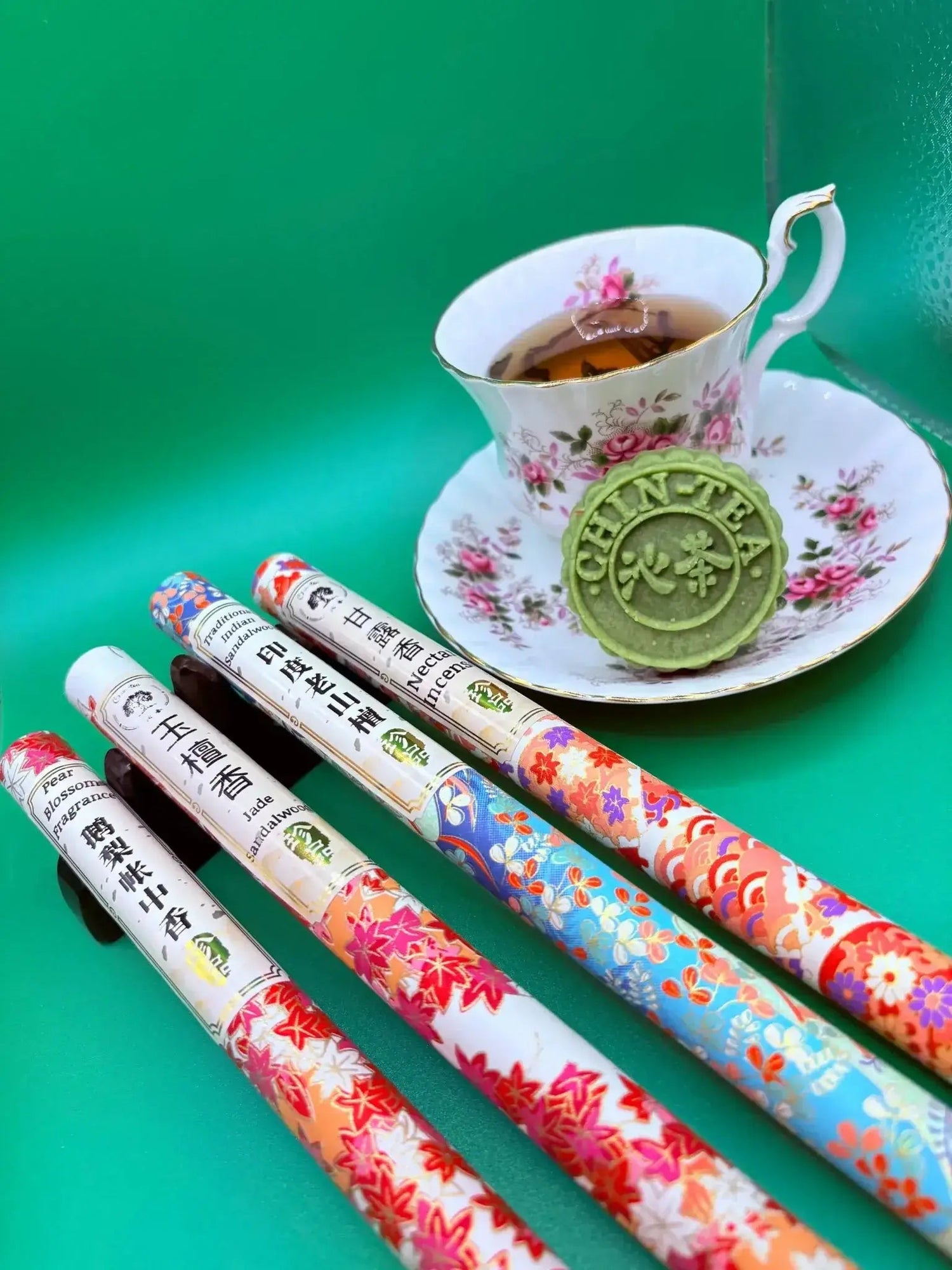 Tea & Contemplation incense for tea rituals — agarwood and sandalwood blends for mindful moments — Chin-tea Studio