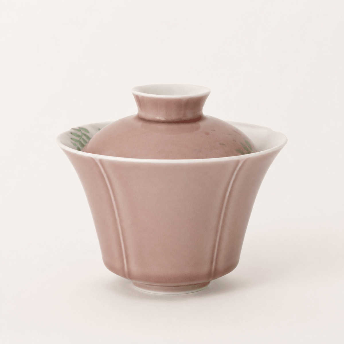 Ceramic floral gaiwan for loose leaf tea